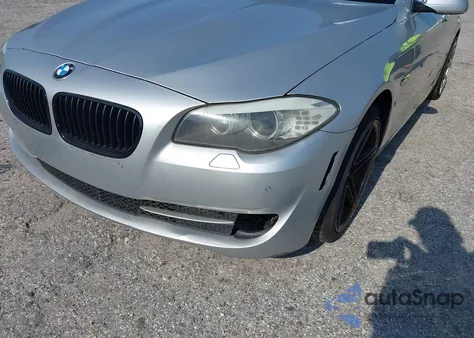 2013 BMW 528I из США, поврежденный, VIN WBAXG5C58DD229696